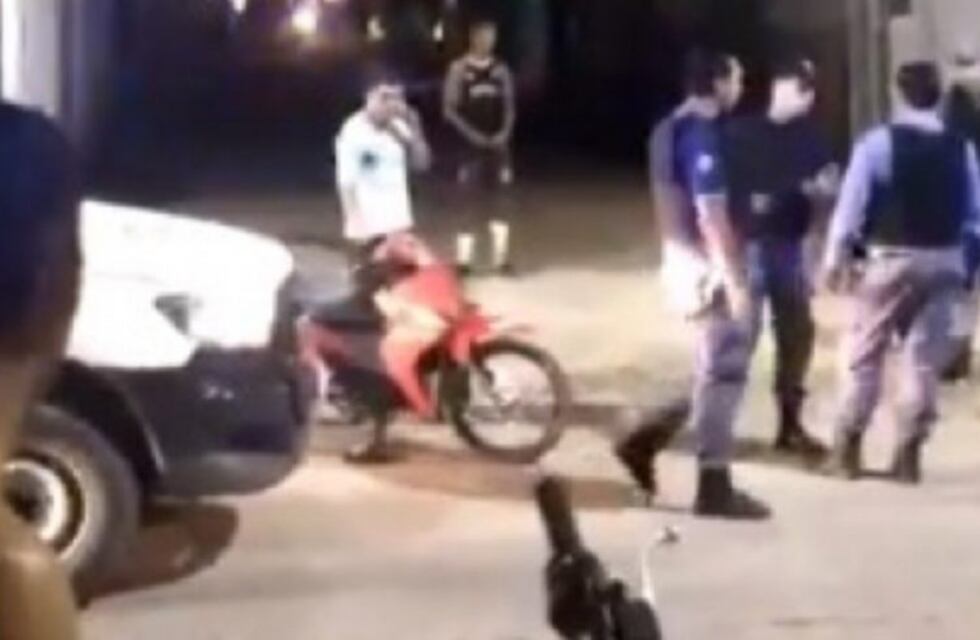 Huyeron en una camioneta a los tiros de la policía