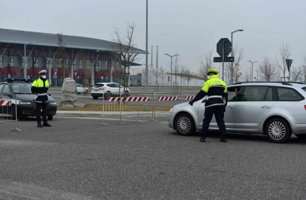 Video: el feroz método que aplica China contra los posibles infectados de coronavirus