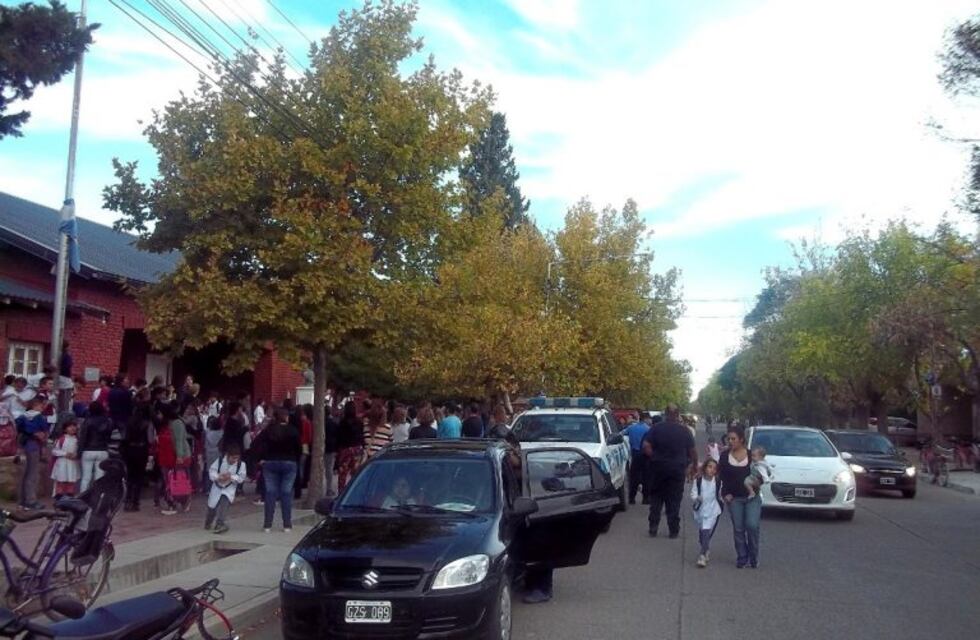 Los alumnos festejan, no vuelven a clases hasta el lunes 22