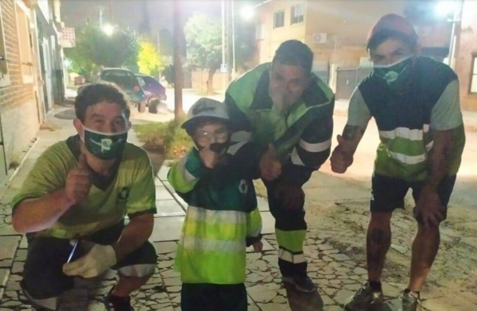 Mirko es fan de los recolectores de basura y recibió una gran sorpresa por su cumpleaños número cuatro