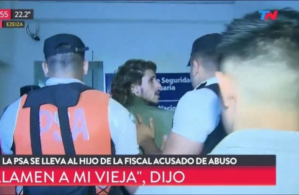 Luego de que lo demoraran en Ezeiza, Rodrigo Eguillor fue detenido