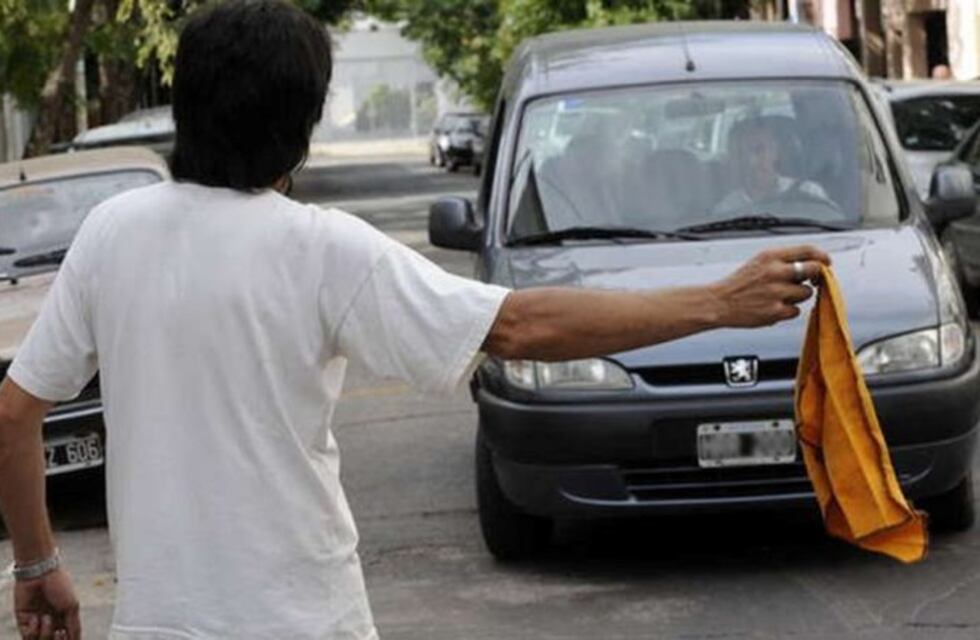 Un trapito recibió prisión preventiva por rayar un auto