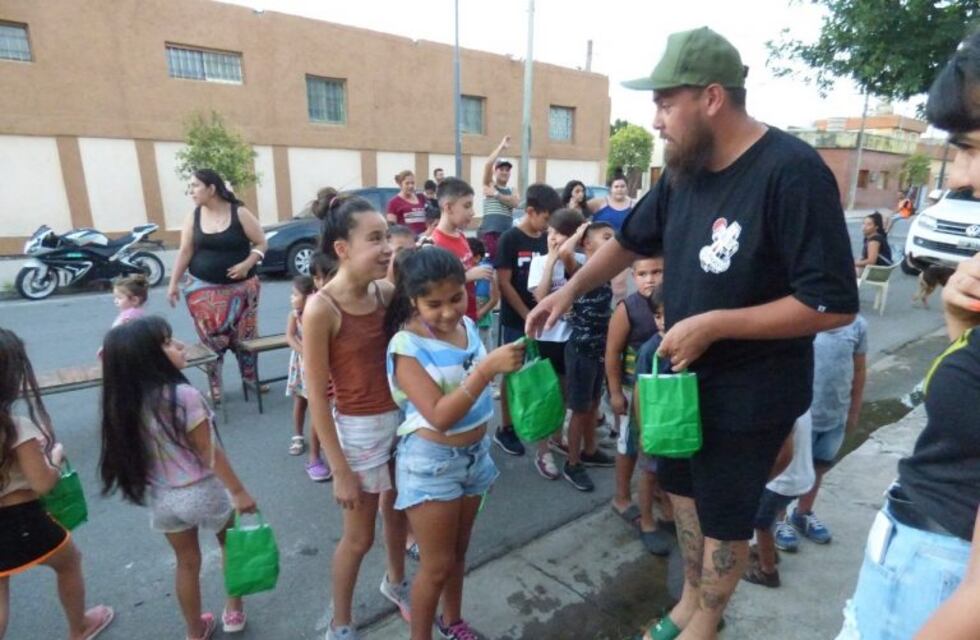 Juan Balquinta, el arquero solidario de San Vicente