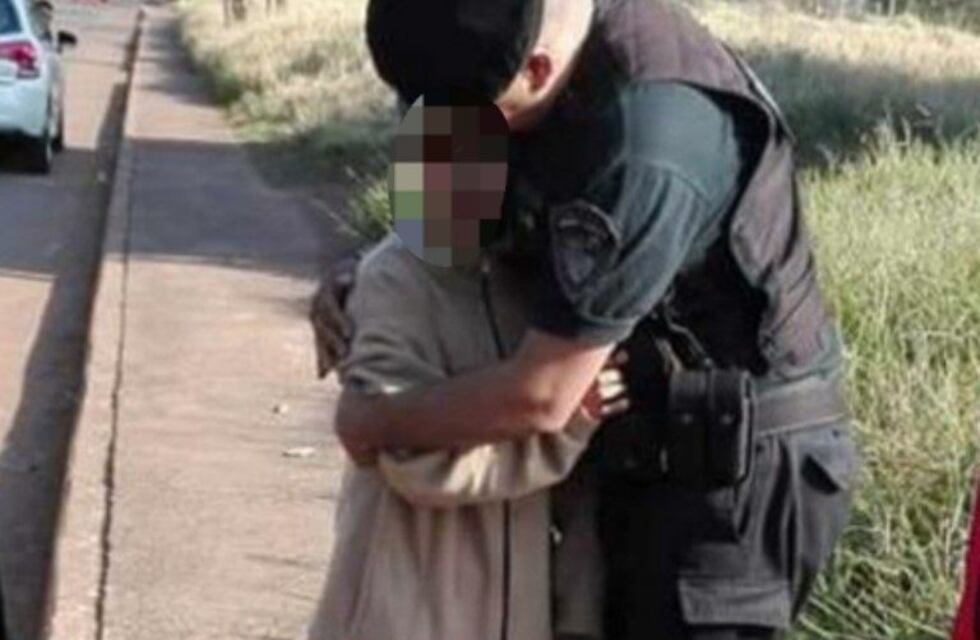 Conmoción en Posadas: le ofreció un celular a un nene con retraso y lo raptó