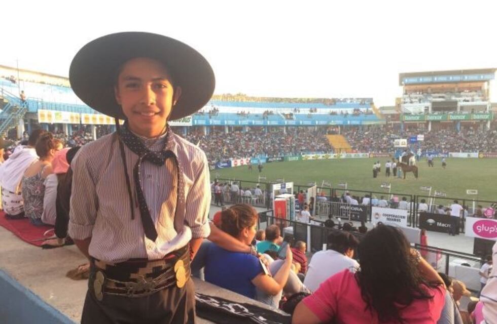 Paraná: El niño Payador organiza una peña solidaria para ayudar a una escuela