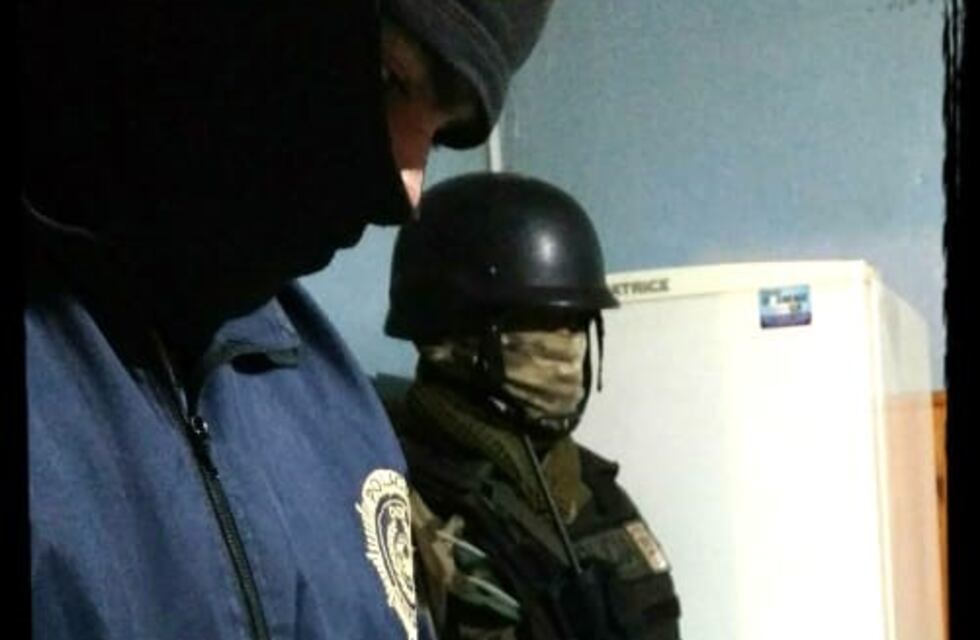Secuestran drogas, armas y dinero en Perito Moreno