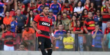 El jugador es uno de los apuntados por De Felippe\u002E (Sport Recife)