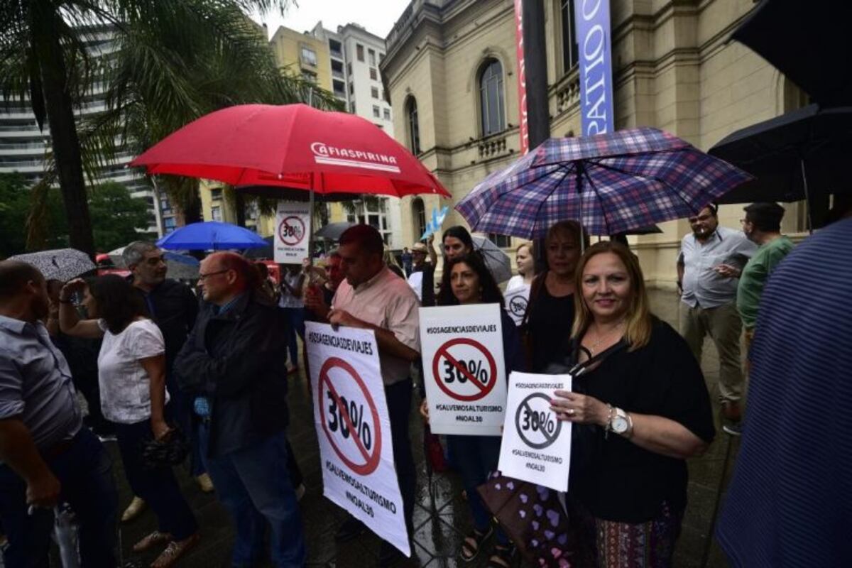 Protesta de agencias de Turismo, en Córdoba