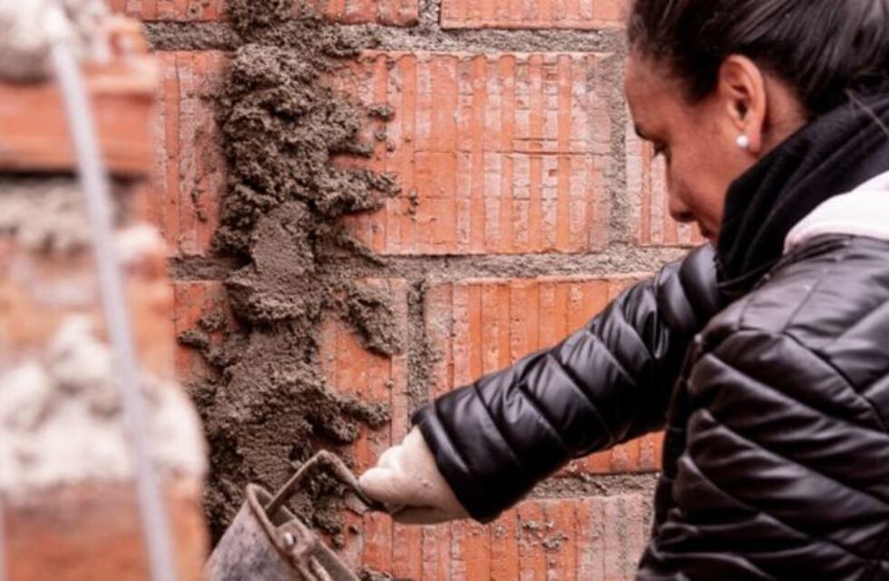 Unos 2000 estudiantes recibirán su certificado de la Escuela de Oficios