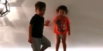 Los herederos del rosarino aceptaron el desafío delante de la cámara\u002E (@leomessi)