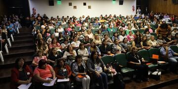 La jornada facilitó el intercambio de experiencias entre mujeres referentes de Salud en la provincia y representantes del capítulo nacional de WGH, organización que tiene presencia en 54 países.
