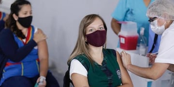 Vacunación: los docentes recibirán la segunda dosis a partir del 3 de mayo