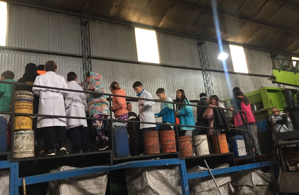 Día Mundial del Reciclaje: conciencia ambiental, ecocanje y compostaje en San Francisco de Bellocq