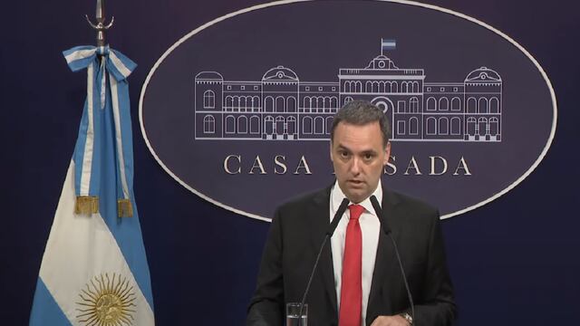 El vocero presidencial Manuel Adorni en conferencia de prensa. Foto: Los Andes