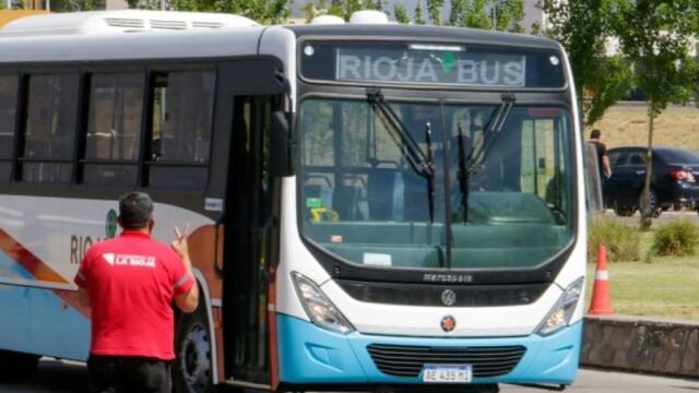 Este lunes comienza a regir el boleto estudiantil gratuito en La Rioja.