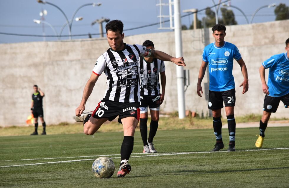 Liga Cordobesa: los punteros Argentino Peñarol y General Paz Juniors no aflojan