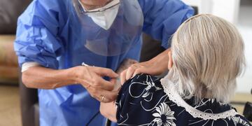 vacunación en geriátricos de Rafaela