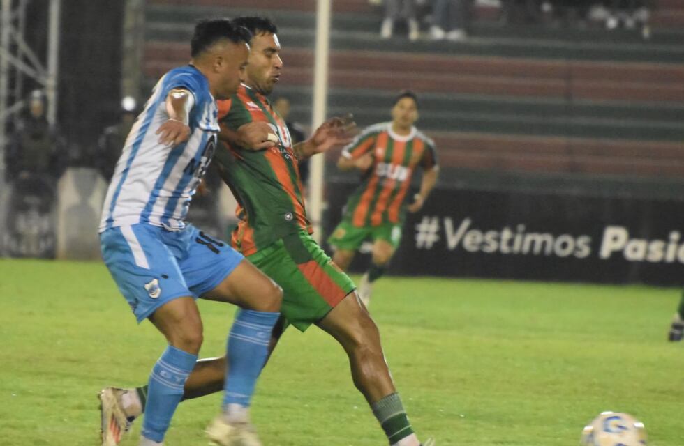 Gimnasia y Esgrima de Jujuy empató y sigue en la cima, pero no dejó buenas sensaciones