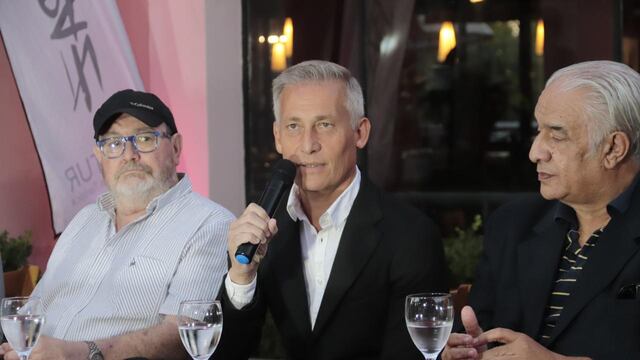 Avilés junto a referentes de la cultura