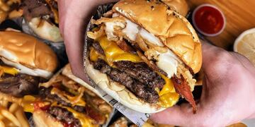 Hamburguesas, uno de los platos más tentadores para comer el fin de semana.