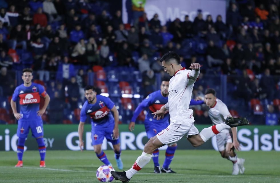 La brutal patada de Facundo Colidio en el empate entre Tigre y Huracán