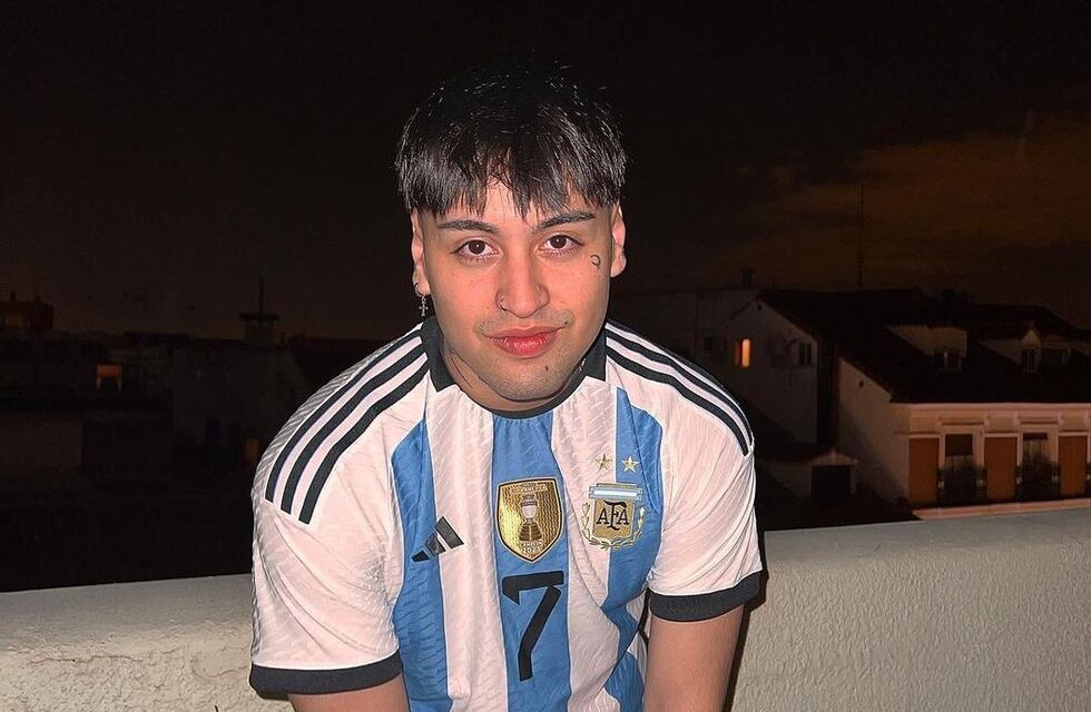 Tiago PZK reveló el particular objeto que lleva durante las giras