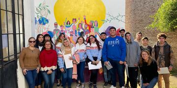 Alumnos de la Secundaria Nº 3 de Tres Arroyos recorrieron la Dirección de Mujeres, Género y Diversidad