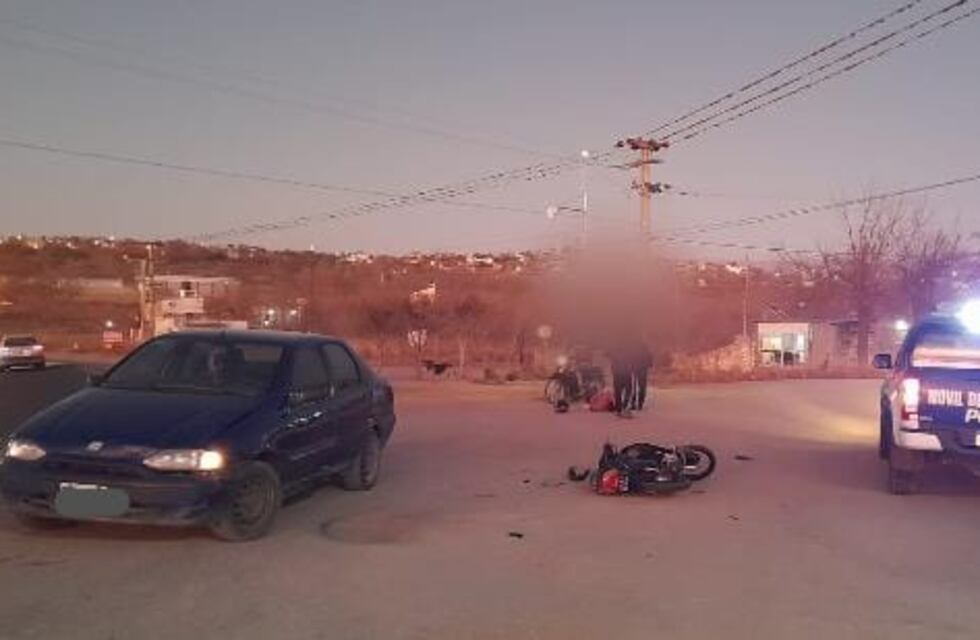 Accidente en Parque Siquíman, un motociclista herido