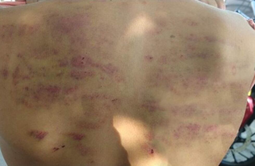 Obligaban a un nene a vender churros y si no podía lo golpeaban