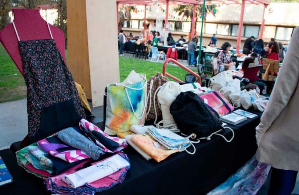 Día de la Madre: feria solidaria en la UPC