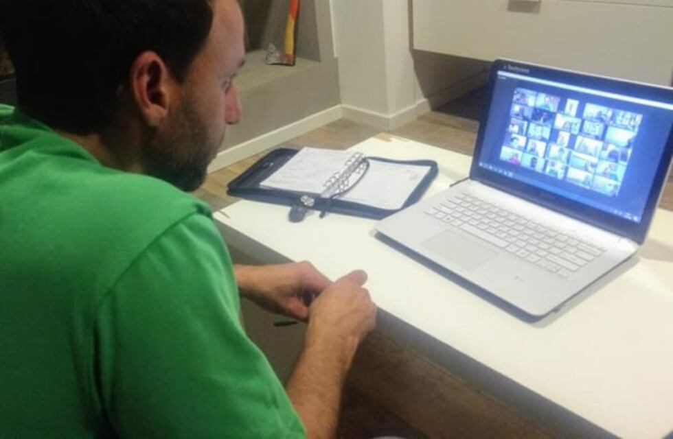 Con Aróstegui ya como presidente de Sportivo se reunieron los clubes del Federal A