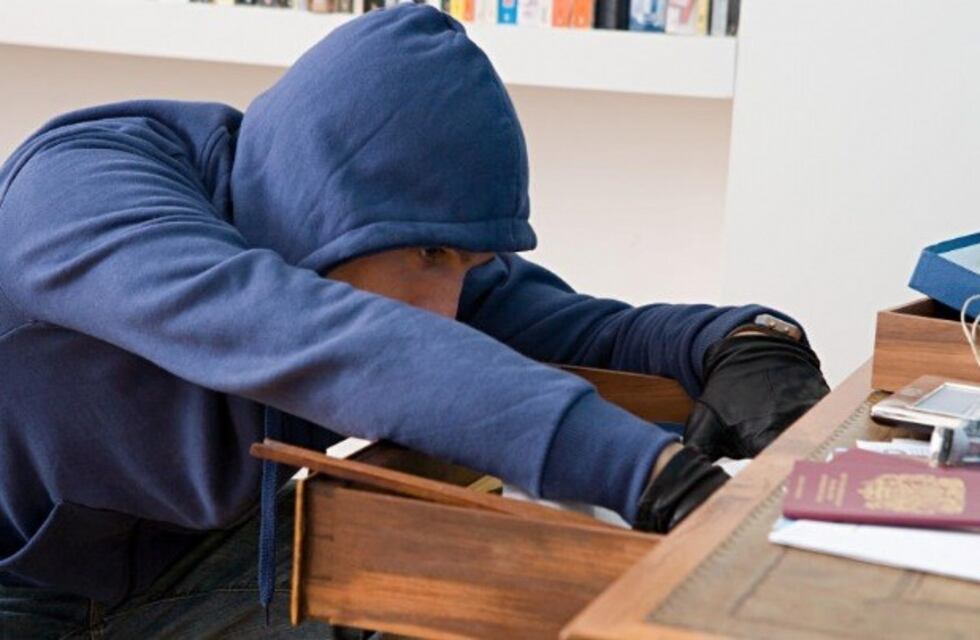 Marcos Juárez: una mujer es asaltada de forma sorpresiva en su domicilio