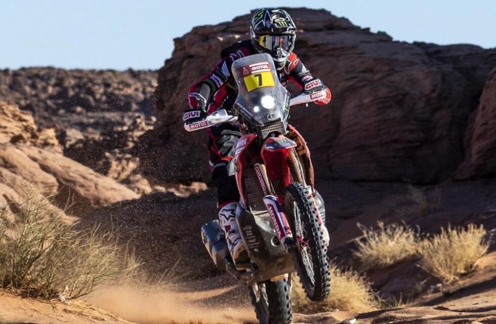 Kevin y Luciano Benavídes en camino al Dakar