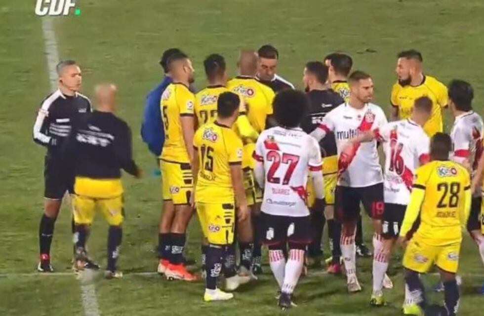 Un ex jugador de Boca fue víctima de racismo por parte de un árbitro