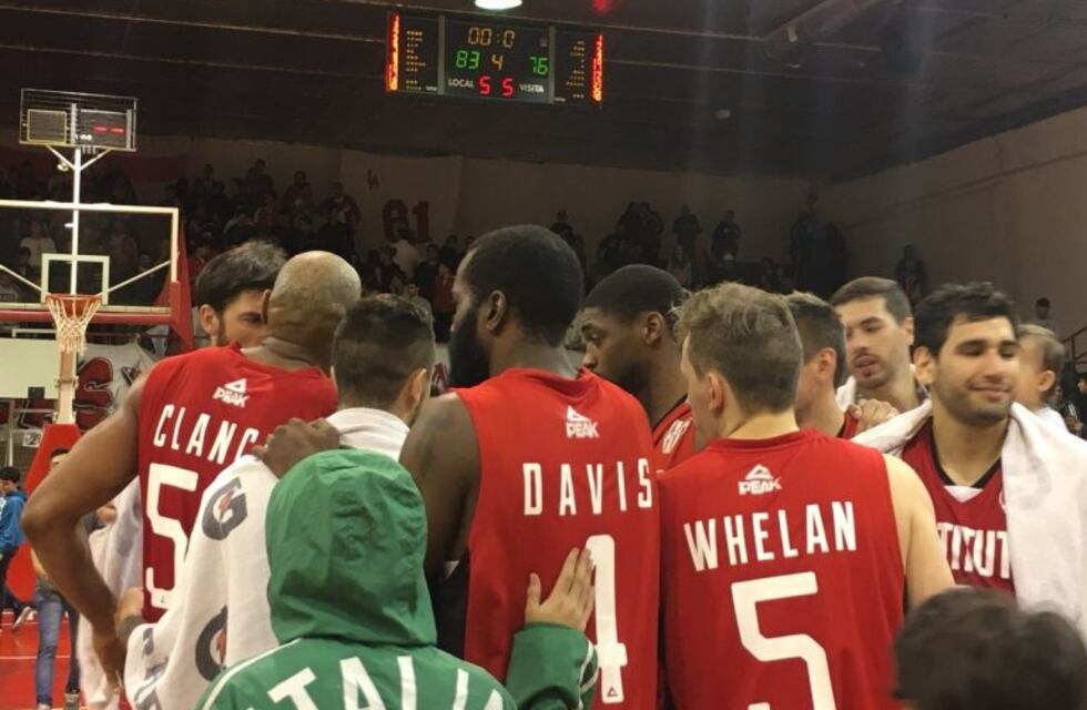 Más Gloria: Instituto venció a Salta Basket