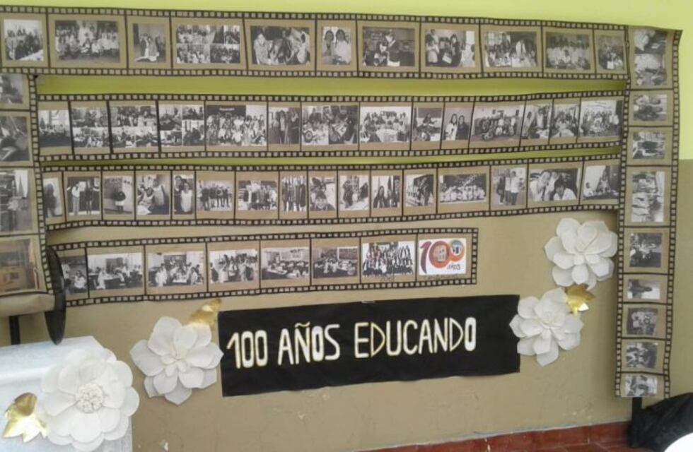 La escuela Nº 9 Leopoldo Herrera celebró 100 años