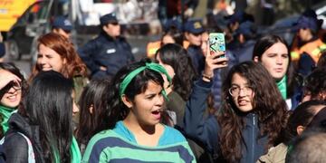 La Provincia creará el servicio de salud en los hospitales públicos destinado a los adolescentes\u002E