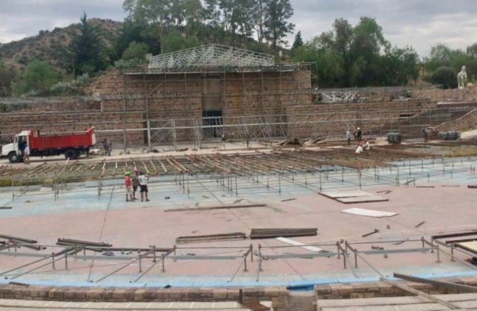 Vendimia: comenzaron los trabajos en el Teatro Griego Frank Romero Day