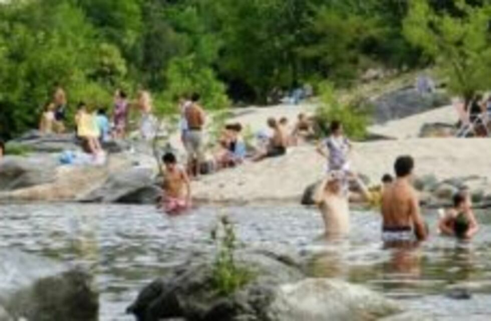 Arroyos y ríos subterráneos ofrecen singulares experiencias en Córdoba