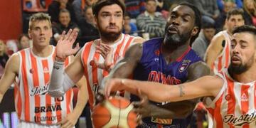 Torin Francis fue la figura de Quimsa\u002E El pivot marcó 22 puntos frente a Instituto\u002E