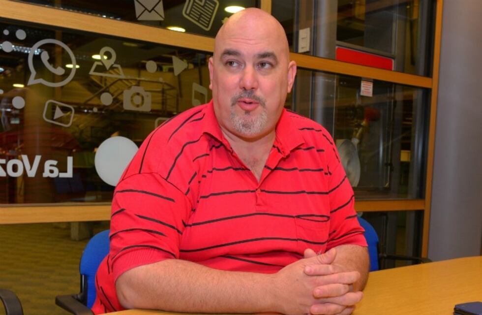 Ex mujeres de un policía lo denuncian por violencia de género