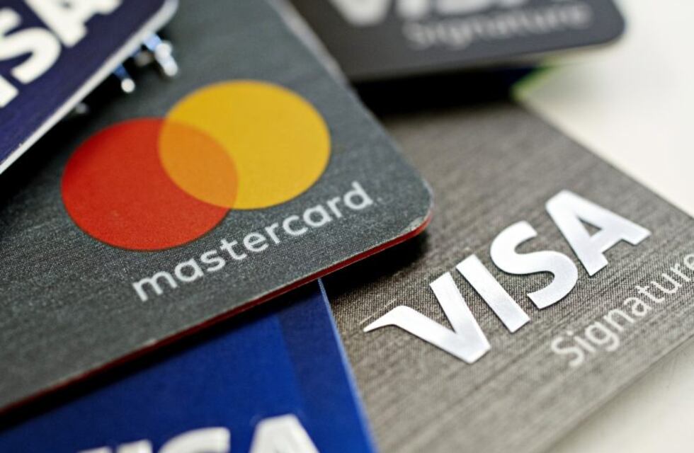 Uno de cada cuatro reclamos en la Defensoría es por problemas con tarjetas de crédito