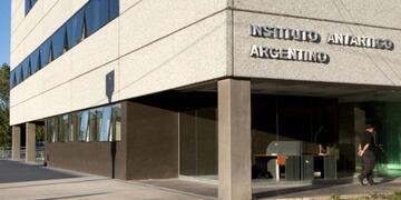 Instituto Antártico Argentino, en su aniversario 69