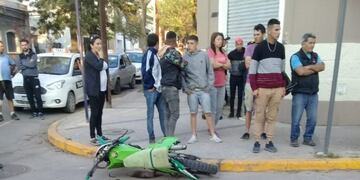 Alta Gracia: un motociclista perdió la vida tras colisionar contra una camioneta