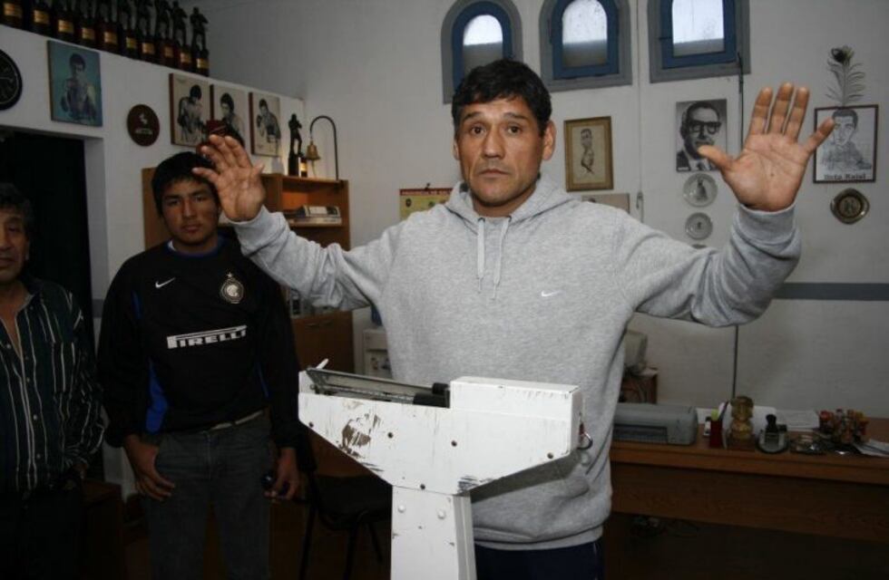 Detuvieron a un exboxeador salteño por violencia