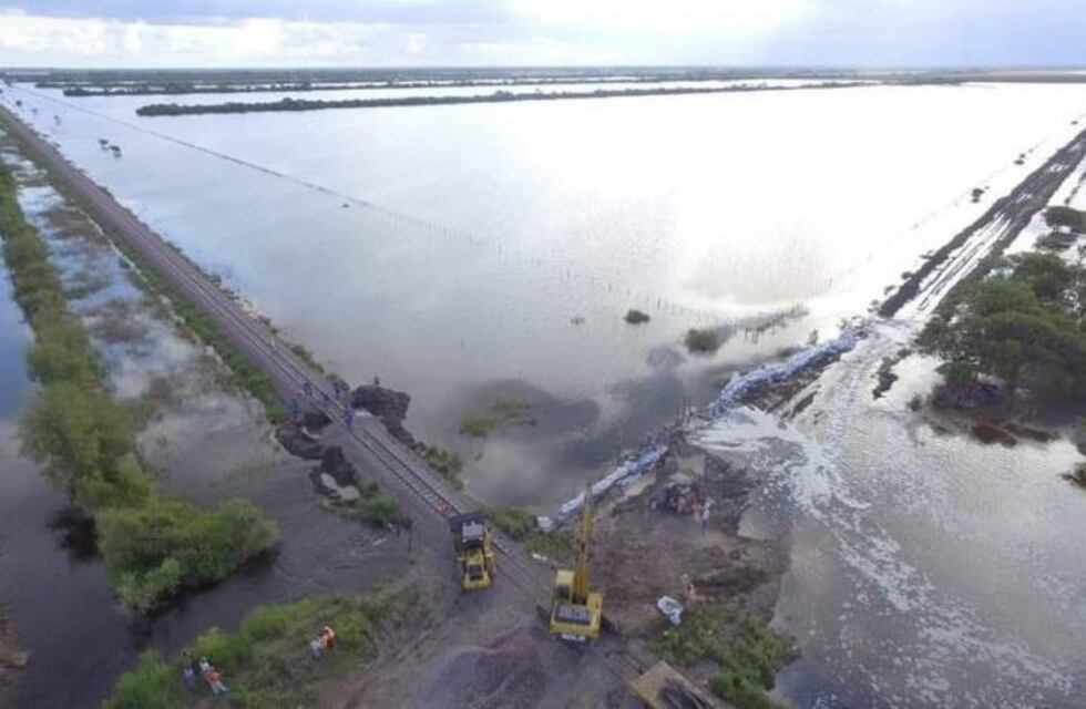 Cómo fue el rescate a los evacuados en el Sudeste santiagueño en fotos
