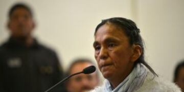BAS01. JUJUY (ARGENTINA), 28/12/2016.- La dirigente social Milagro Sala asiste a una audiencia hoy, miu00e9rcoles 28 de diciembre de 2016, en Jujuy (Argentina). Un tribunal de la norteu00f1a provincia argentina de Jujuy condenu00f3 hoy a la diputada argentina del Par
