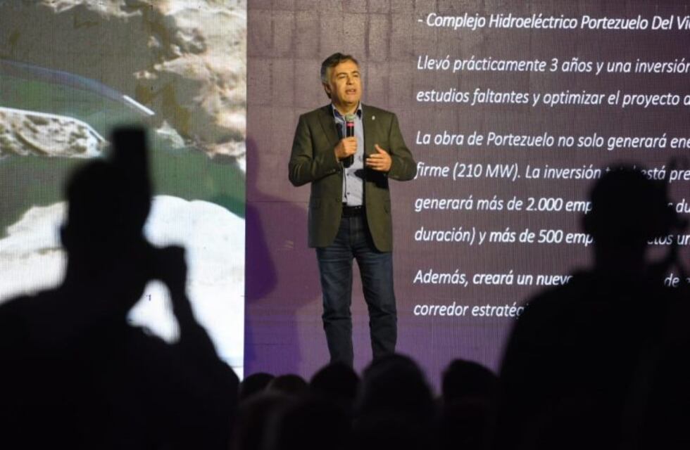 Cornejo pidió por la reelección de Macri "para que no vuelva el populismo de Cristina"