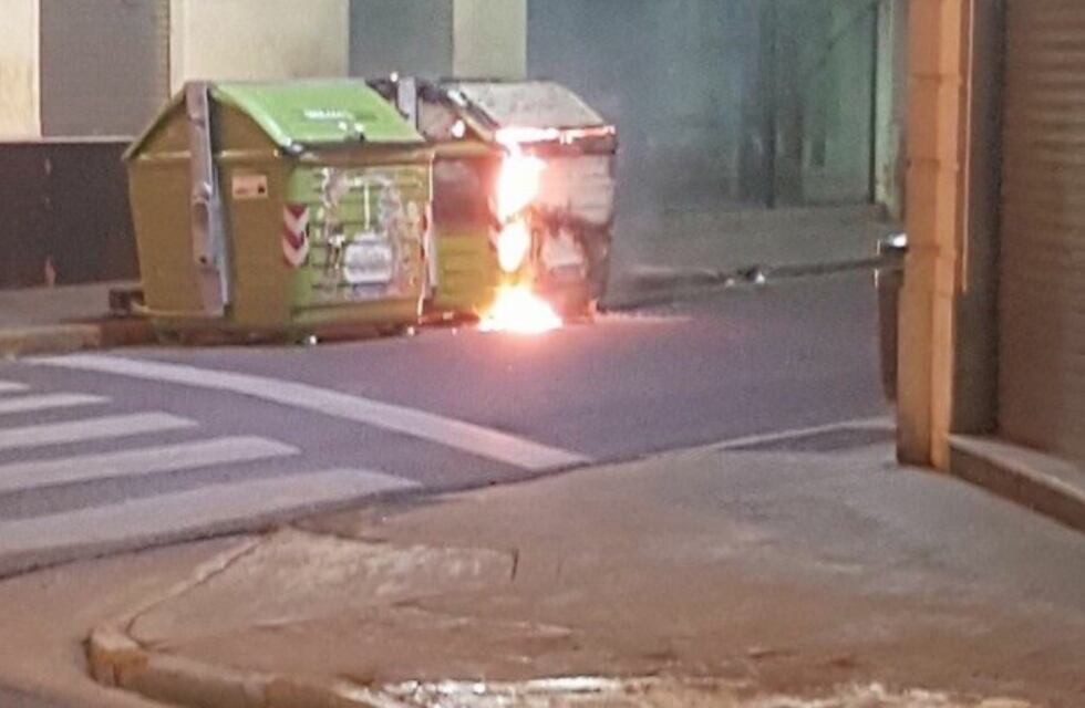 Denunciaron vandalismo frente al local de Cambiemos tras los cacerolazos