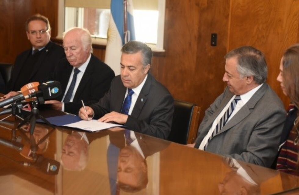 Cornejo: "A menor cantidad de armas, menor cantidad de delitos"